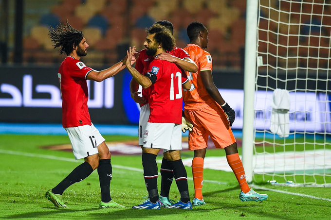 Mohamed Salah avec le maillot de l'équipe égyptienne de football