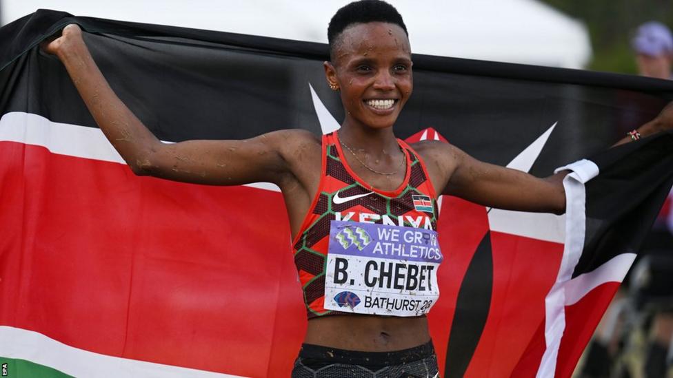 Béatrice Chebet bat le record mondial des 5 000 mètres sur route