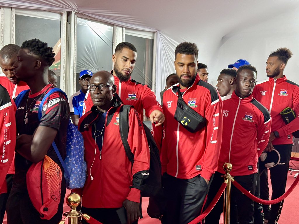 Équipe gambienne de football lors de l'arrivée en Côte d'Ivoire