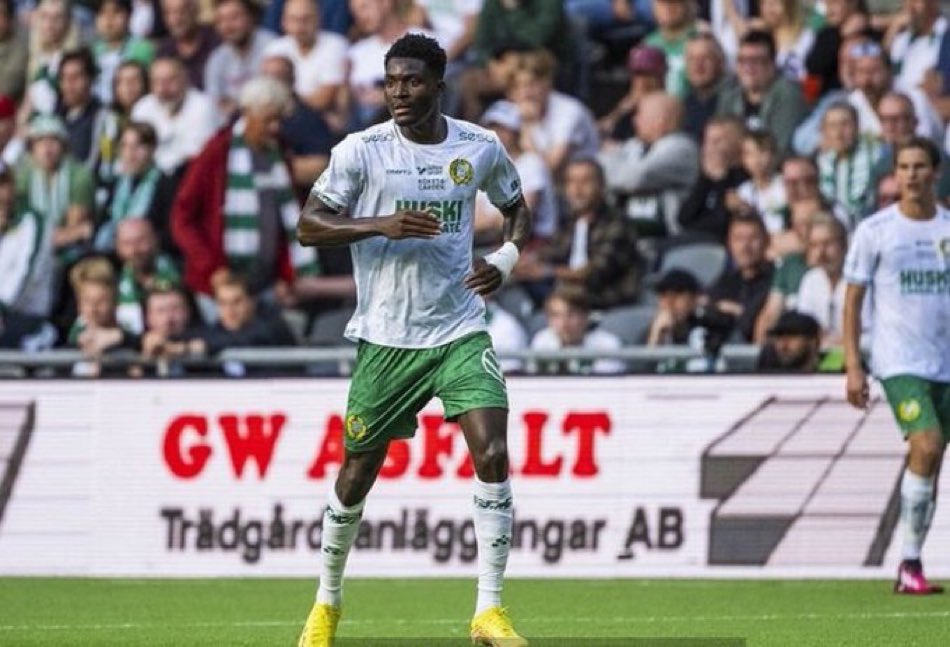 Nathaniel Adjei, nouveau défenseur du FC Lorient