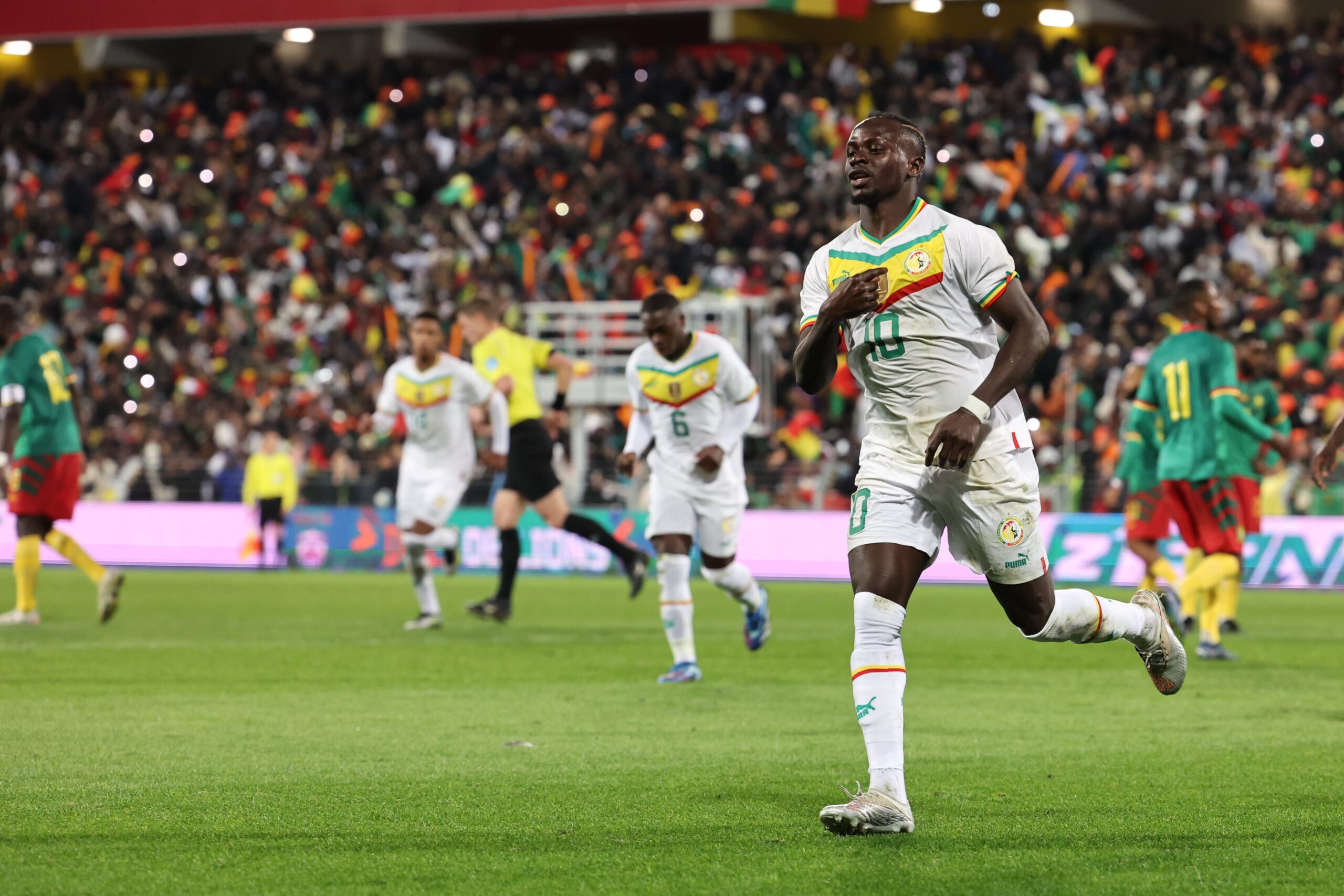Sadio Mané célèbre son but contre le Cameroun lors de la CAN 2023