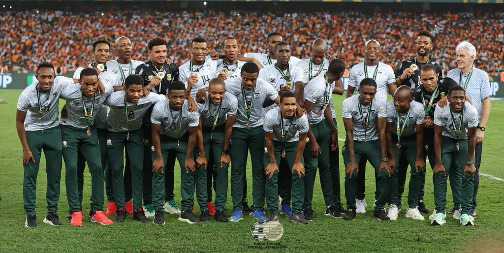 Joueurs sud-africains célébrant leur qualification pour les demi-finales de la CAN 2023