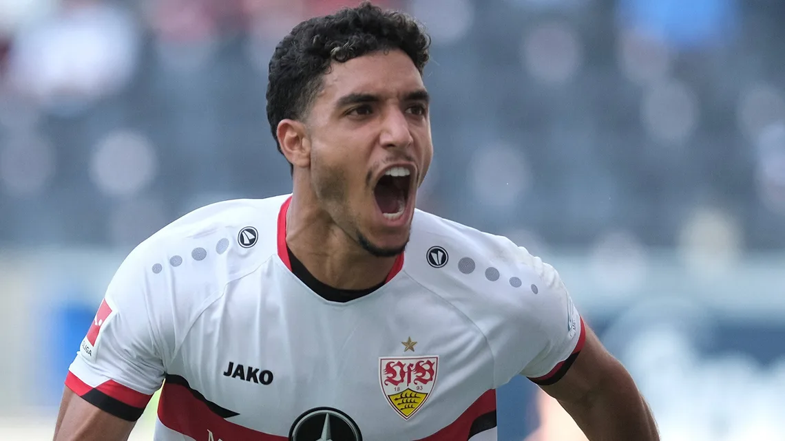 Omar Marmoush marque le but d'égalisation pour Francfort contre Wolfsburg en Bundesliga