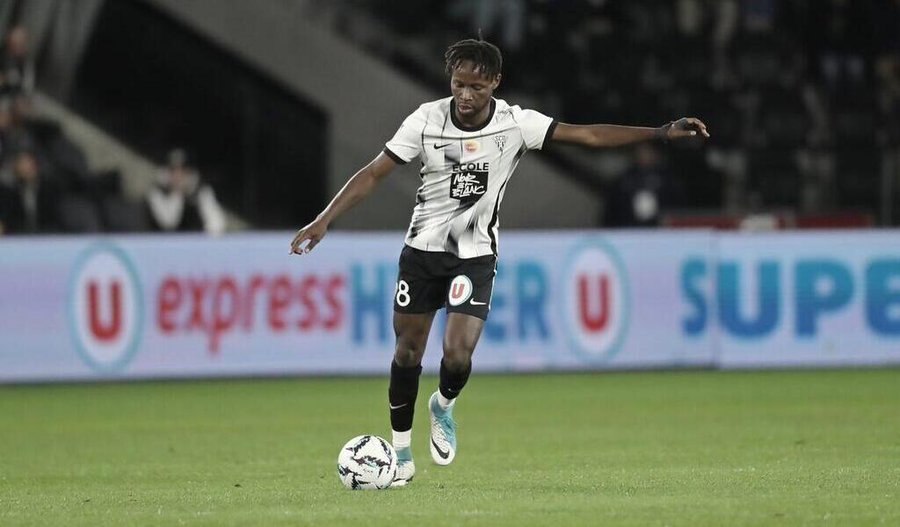 Joseph Lopy d'Angers avant le match crucial contre Auxerre