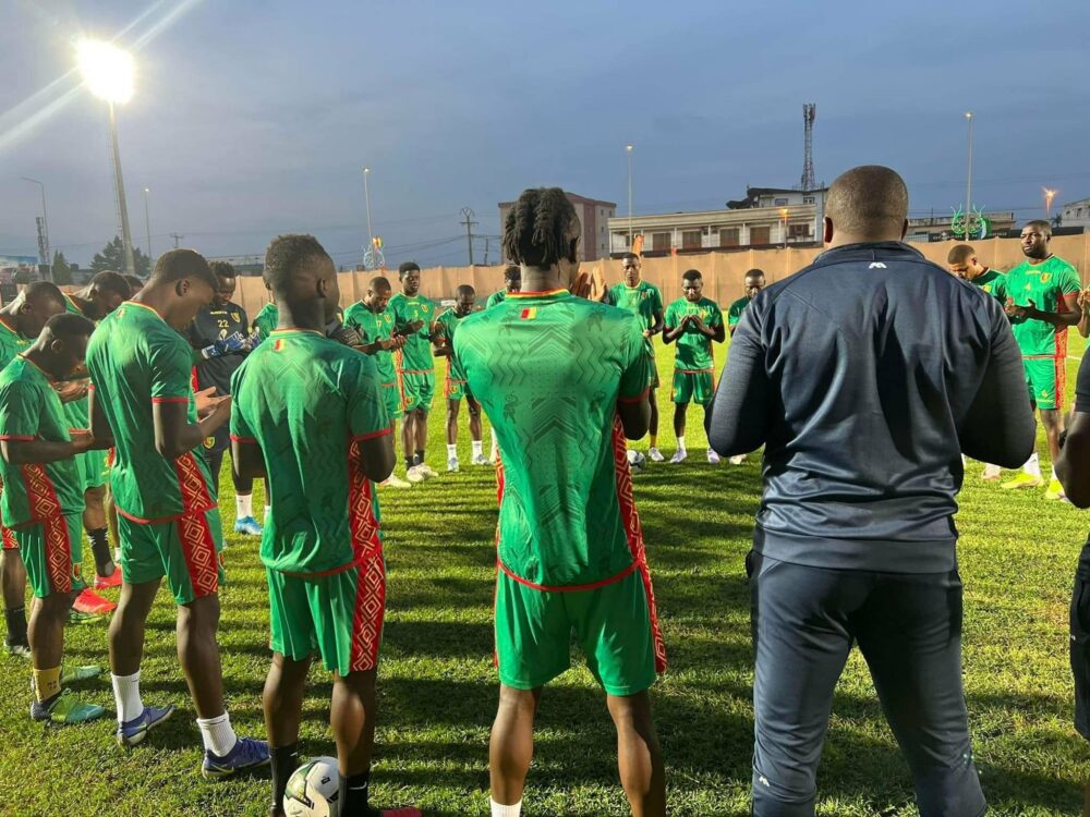 Kaba Diawara, le sélectionneur de la Guinée, lors de la conférence de presse avant le quart de finale contre la RD Congo.