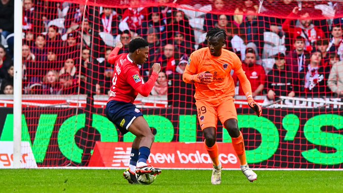 Mory Diaw fait une erreur lors du match contre Lille