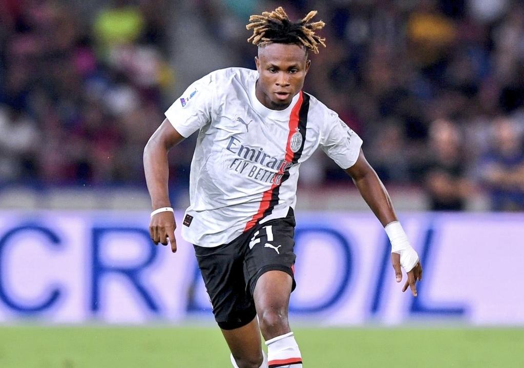 Samuel Chukwueze lors d'un match avec le Milan AC