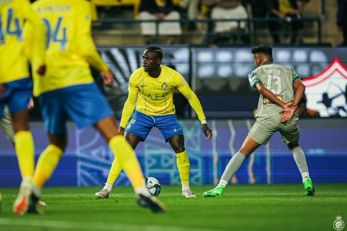 Action lors du match entre Al Nassr et Al-Hazem