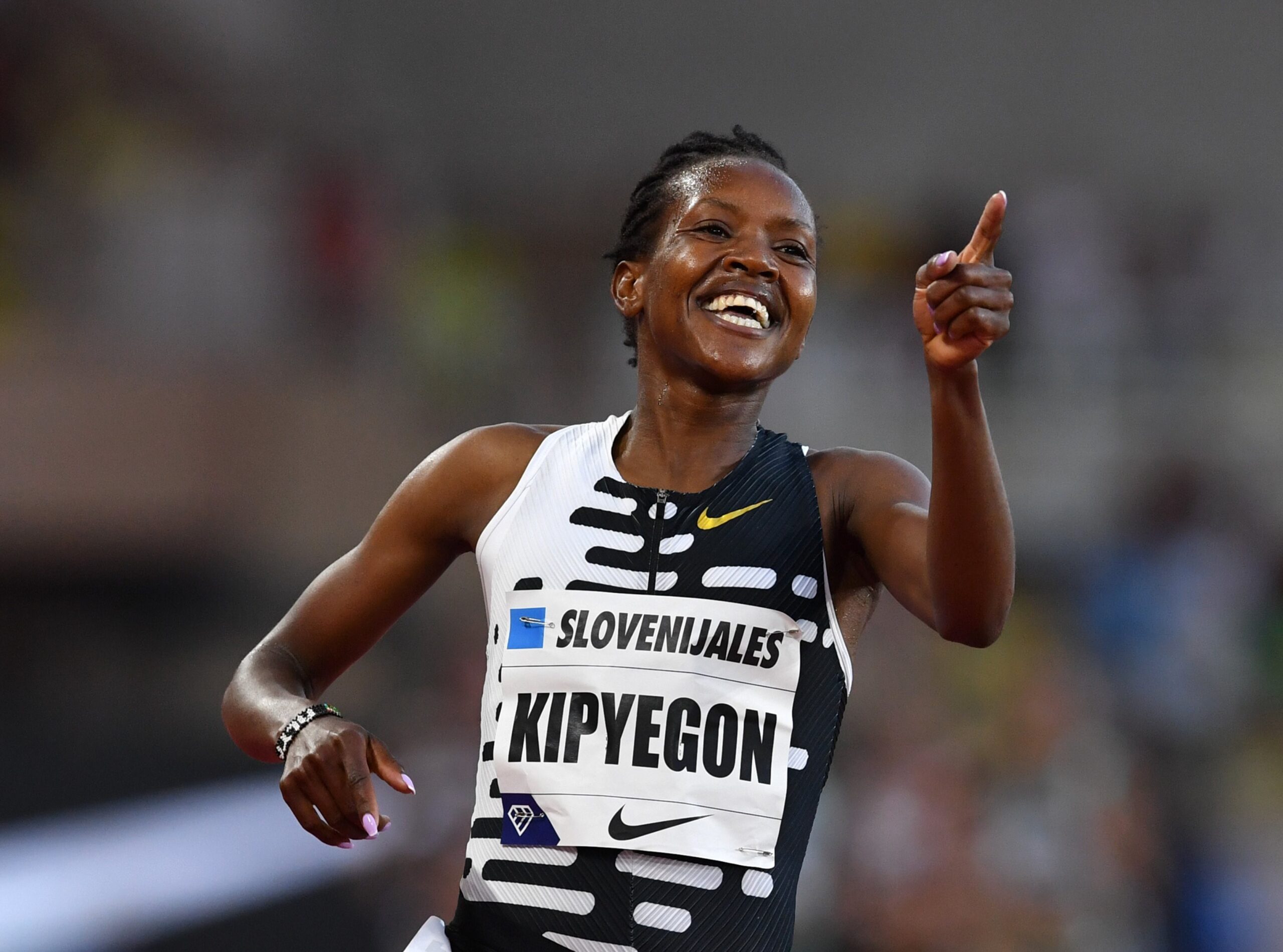 Faith Kipyegon lors d'une compétition sur piste