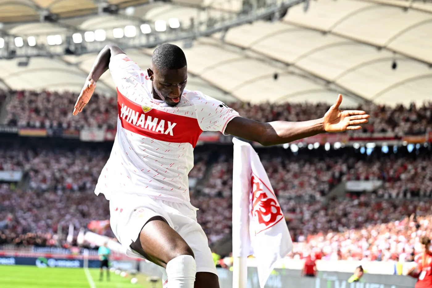 Serhou Guirassy célébrant son but en Bundesliga