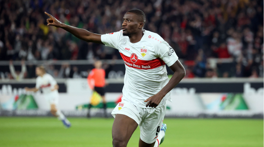 Sehrou Guirassy célébrant son but lors de la victoire de Stuttgart sur Wolfsburg