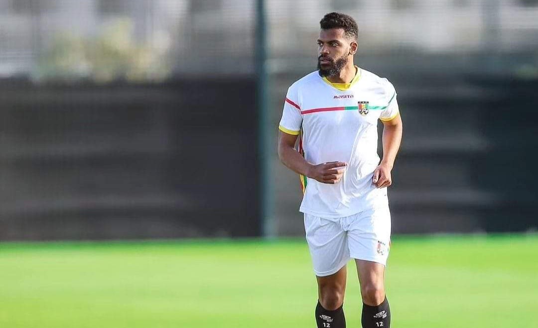 Yasser Baldé porte le maillot de la Guinée avec fierté