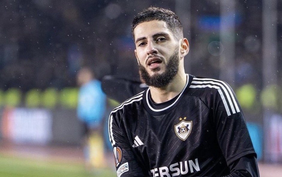 Yassine Benzia avec Qarabag FK, champion d'Azerbaïdjan