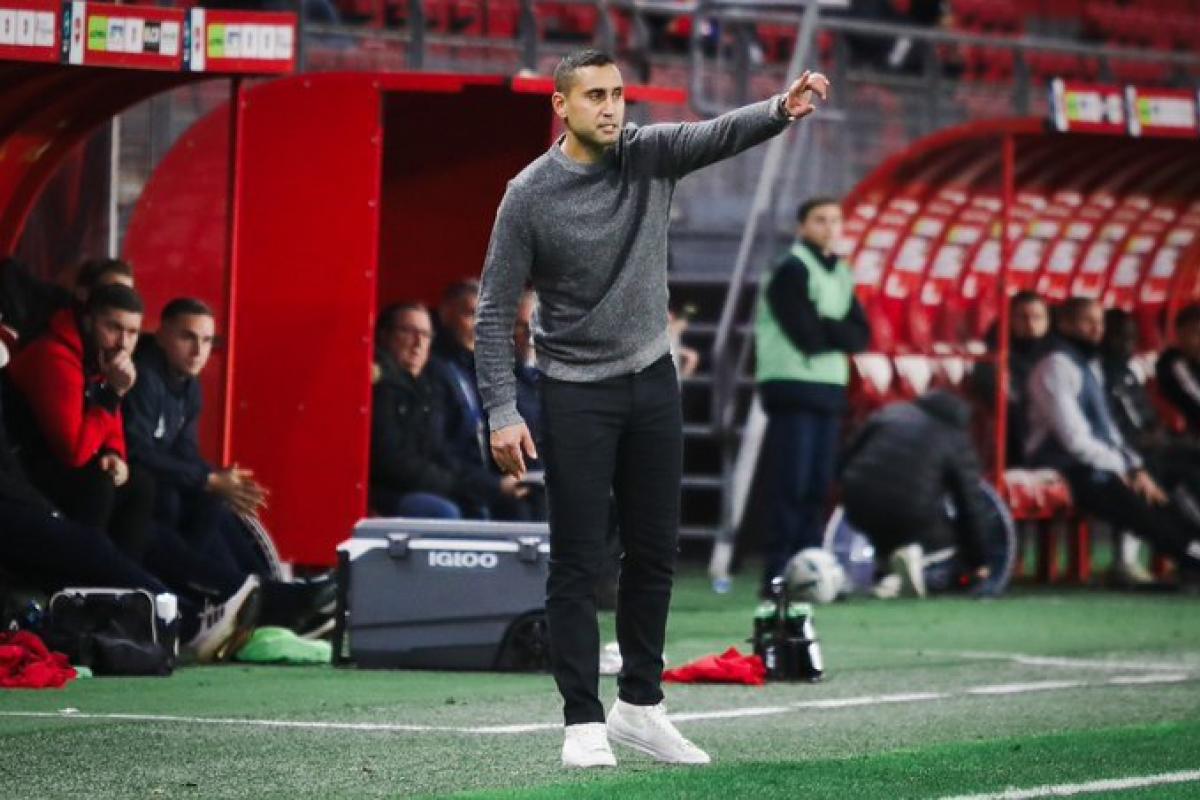 Valenciennes coach Ahmed Kantari