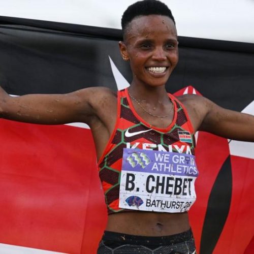 Béatrice Chebet bat le record mondial des 5 000 mètres sur route