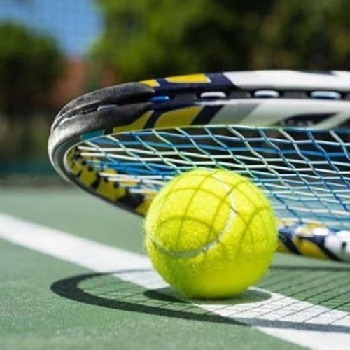 Le championnat arabe d’élite de tennis débute à Doha