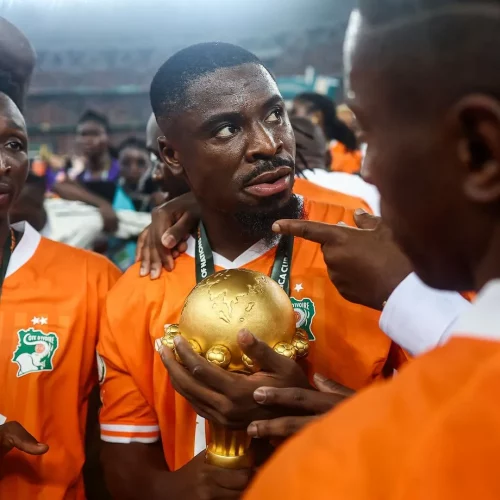 Le coach de Lens félicite la Côte d’Ivoire pour sa victoire en Coupe d’Afrique à domicile