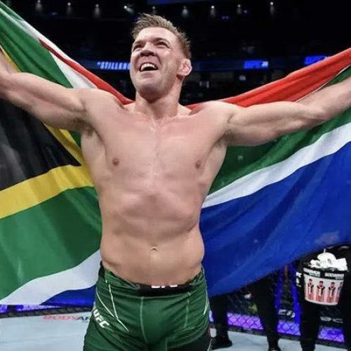 Dricus Du Plessis remporte le championnat middleweight de l’UFC