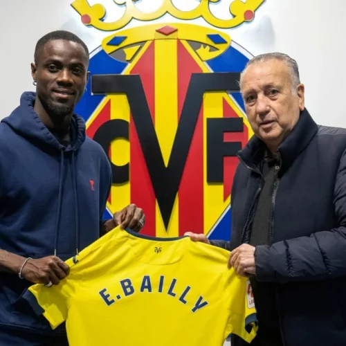 Eric Bailly returns to Villarreal