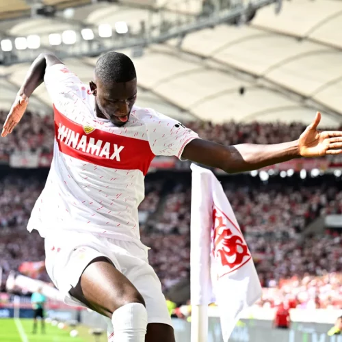 Serhou Guirassy marque son 23e but en Bundesliga lors du match entre Stuttgart et Heidenheim