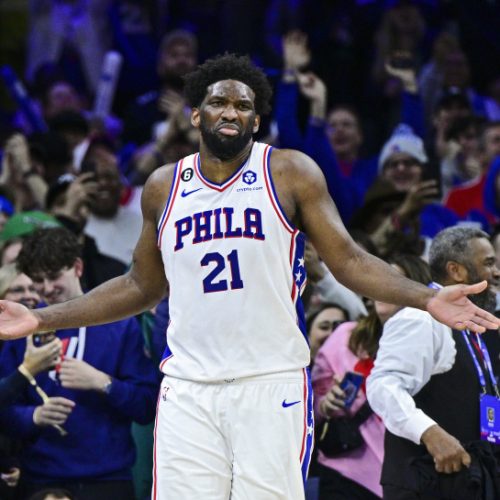 Joel Embiid brille avec 51 points contre Minnesota