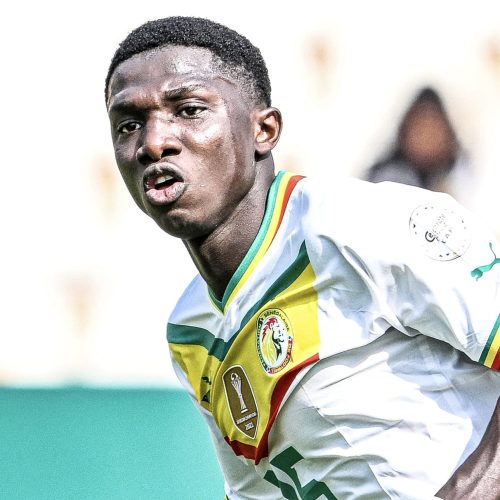 Lamine Camara brille lors de la victoire du Sénégal contre la Gambie à la CAN 2023