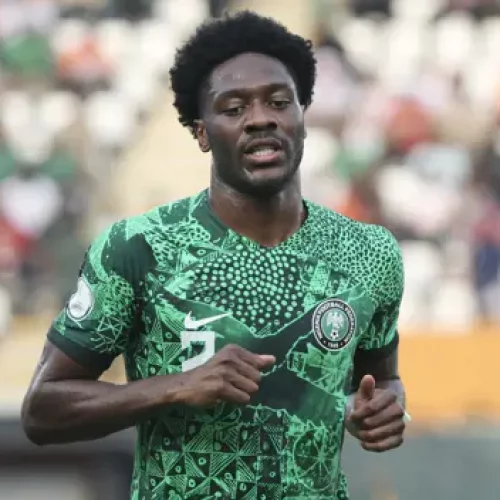 Ola Aina, prêt à faire face à l’Afrique du Sud