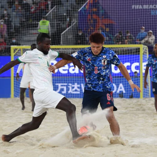 Le Sénégal affronte le Japon pour une place en quarts de finale de la Coupe du monde de beach soccer
