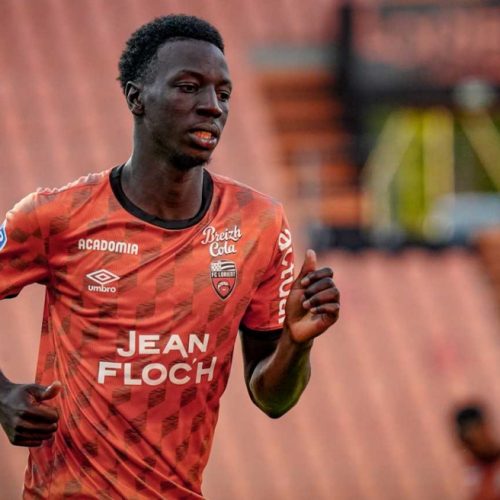 Lorient envisage de se séparer de Siriné Doucouré dès cet hiver